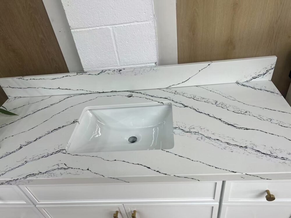Weixin Image_20250314145154 48" White Shaker Single Sink Bathroom Vanity Base Cabinet
