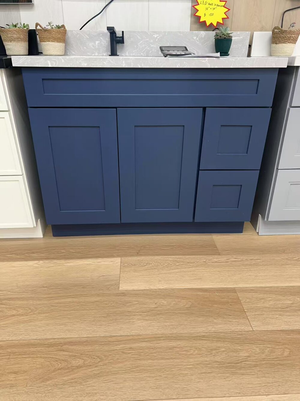 Weixin Image_20250317173920 36" Navy Blue Shaker Single Sink Bathroom Vanity Base Cabinet