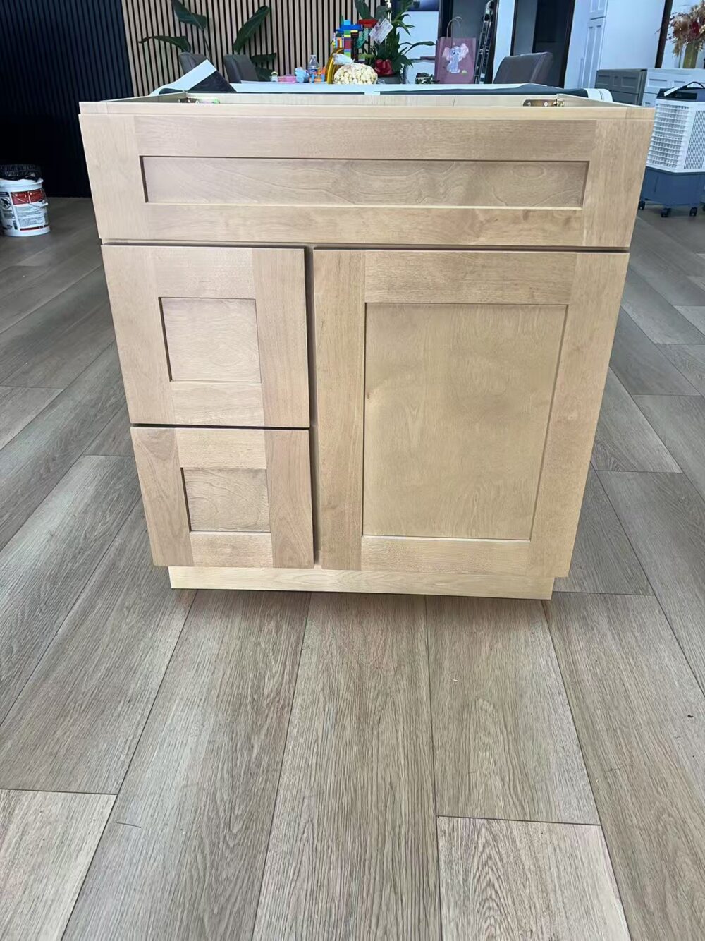 Weixin Image_20250516120953 30" Natural Oak Shaker Single Sink Bathroom Vanity Base Cabinet