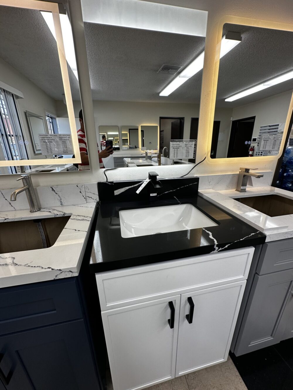 Weixin Image_20250617160615 30" Light Grey Shaker Single Sink Bathroom Vanity Base Cabinet