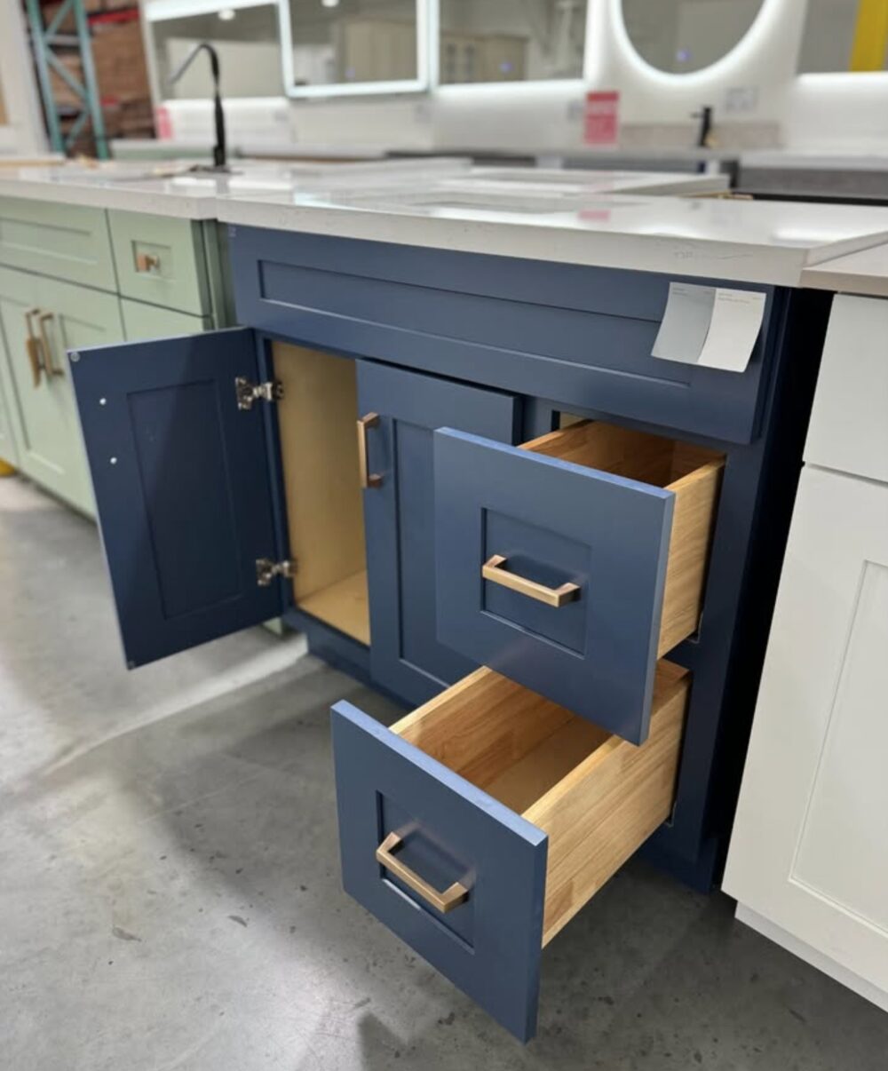 Weixin Screenshot_20250302175227 36" Dark Navy Shaker Single Sink Bathroom Vanity Base Cabinet